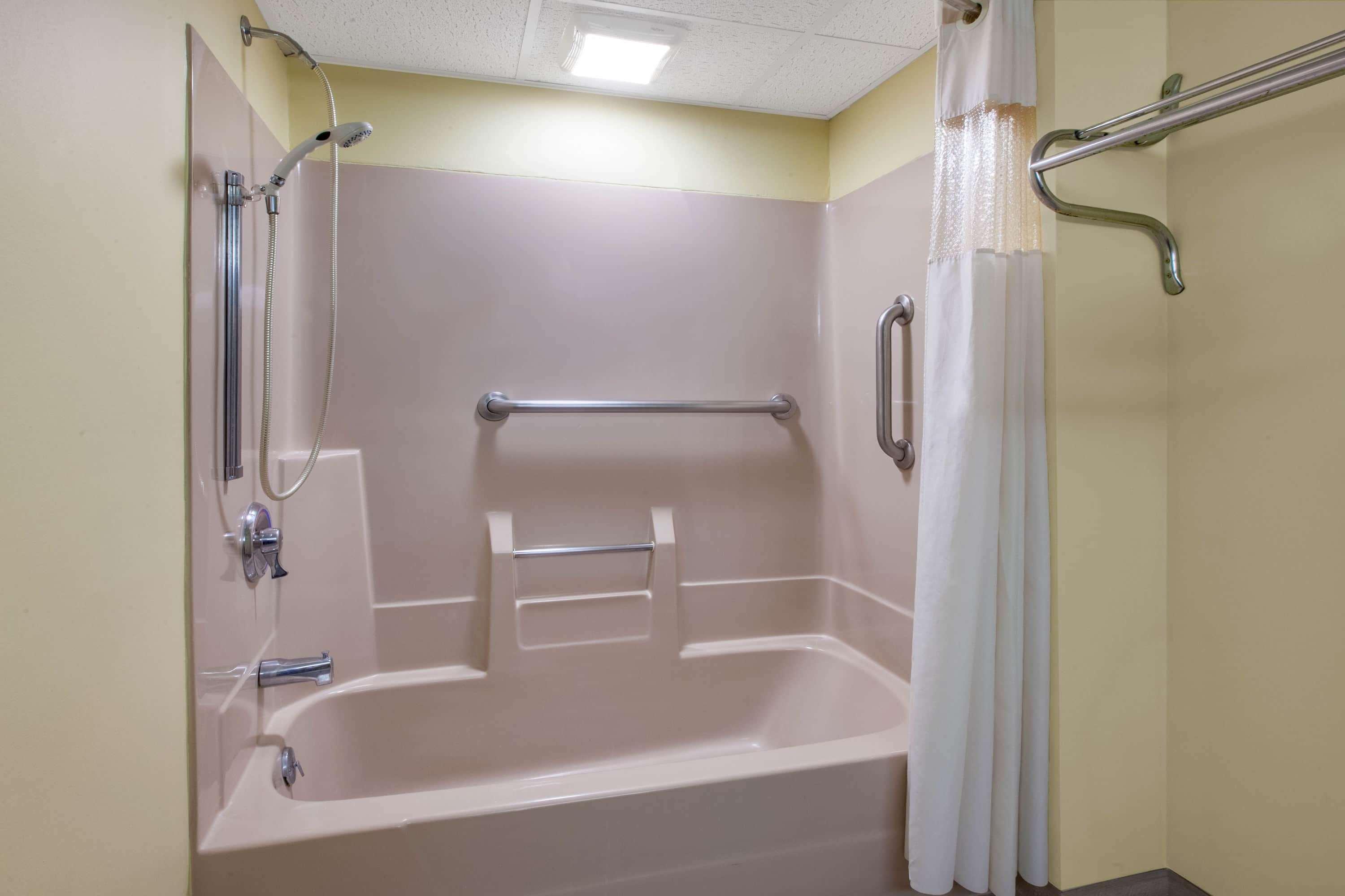 Days Inn By Wyndham Grantville Luaran gambar