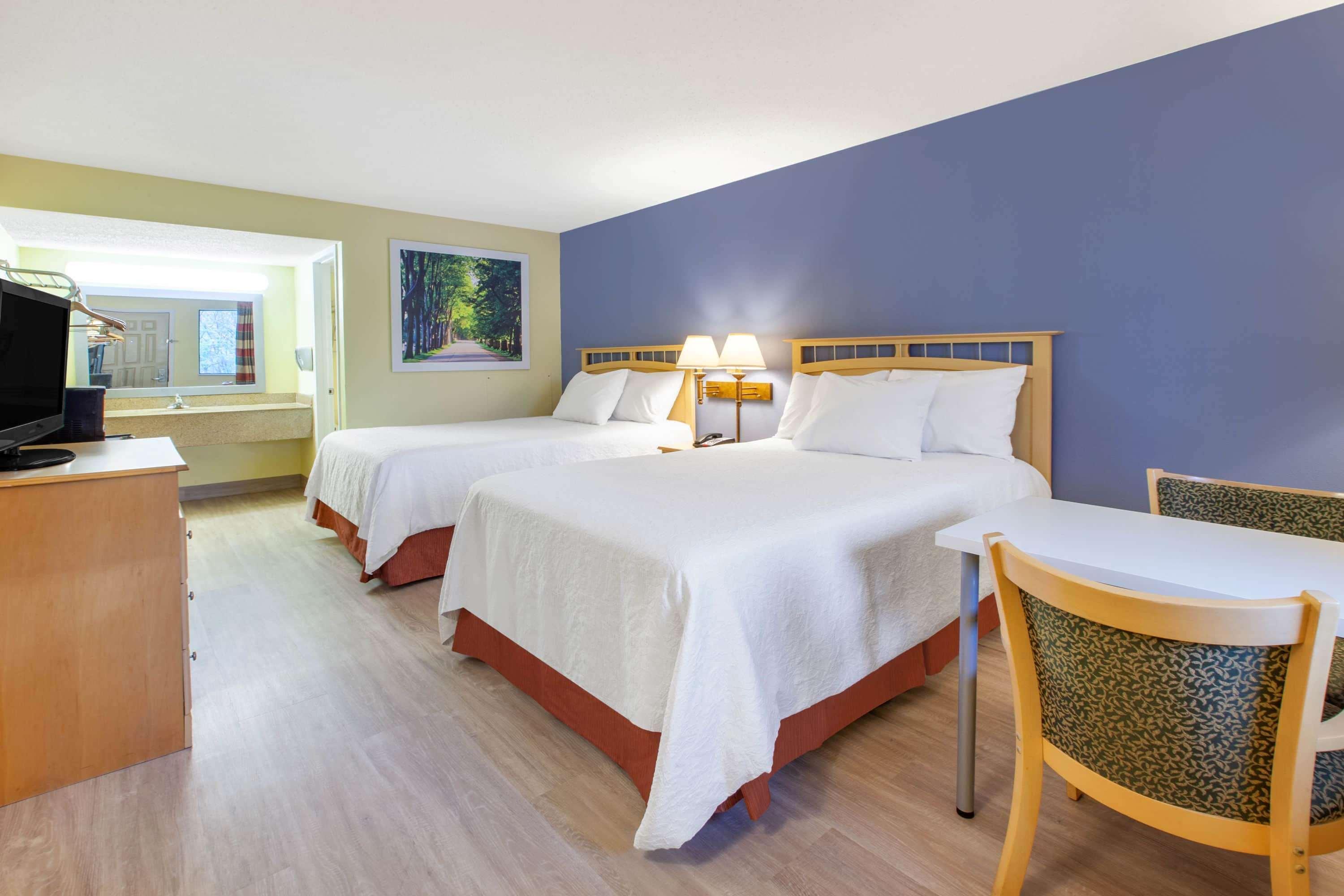 Days Inn By Wyndham Grantville Luaran gambar