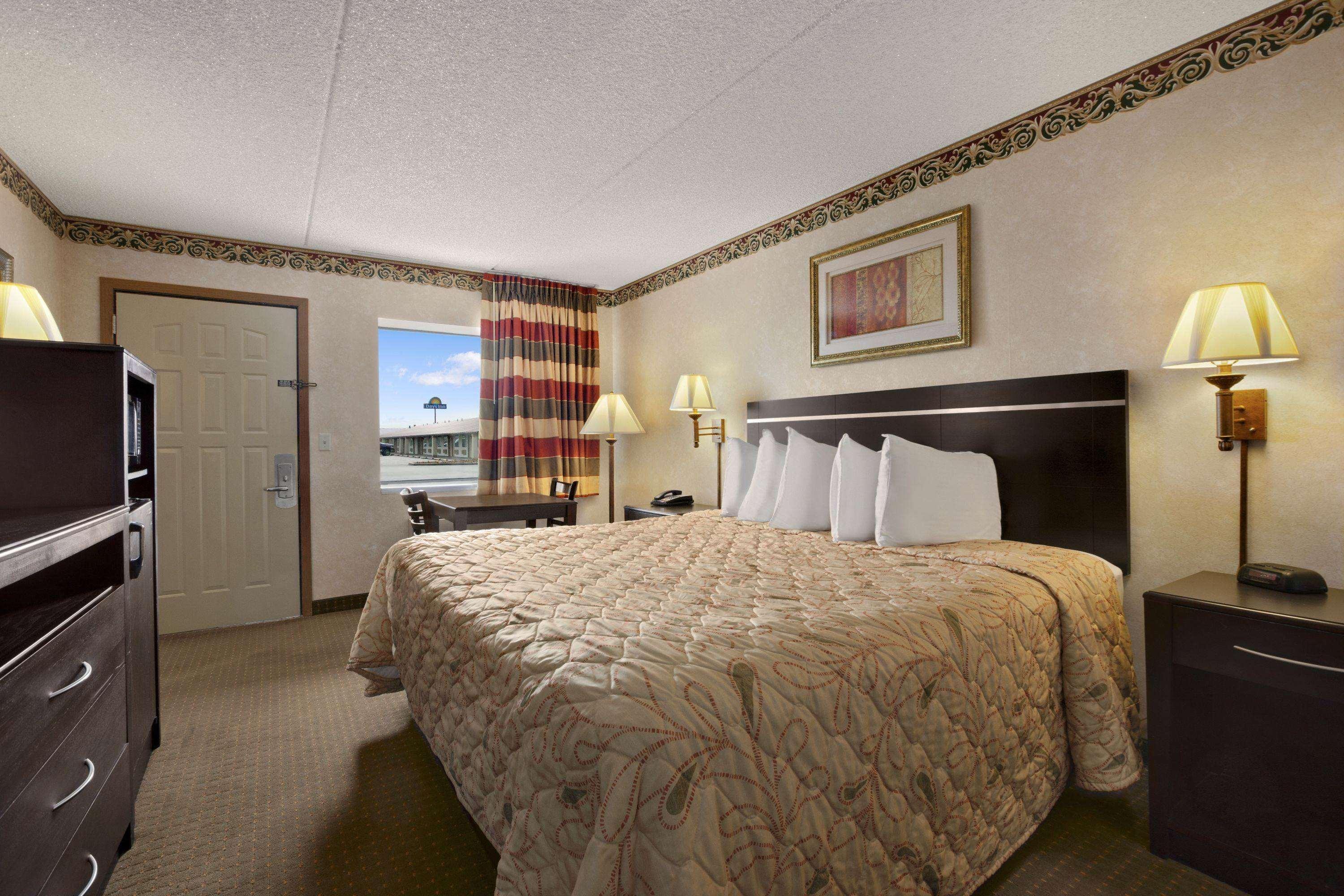 Days Inn By Wyndham Grantville Luaran gambar