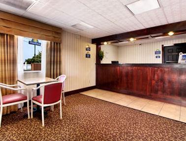 Days Inn By Wyndham Grantville Dalaman gambar